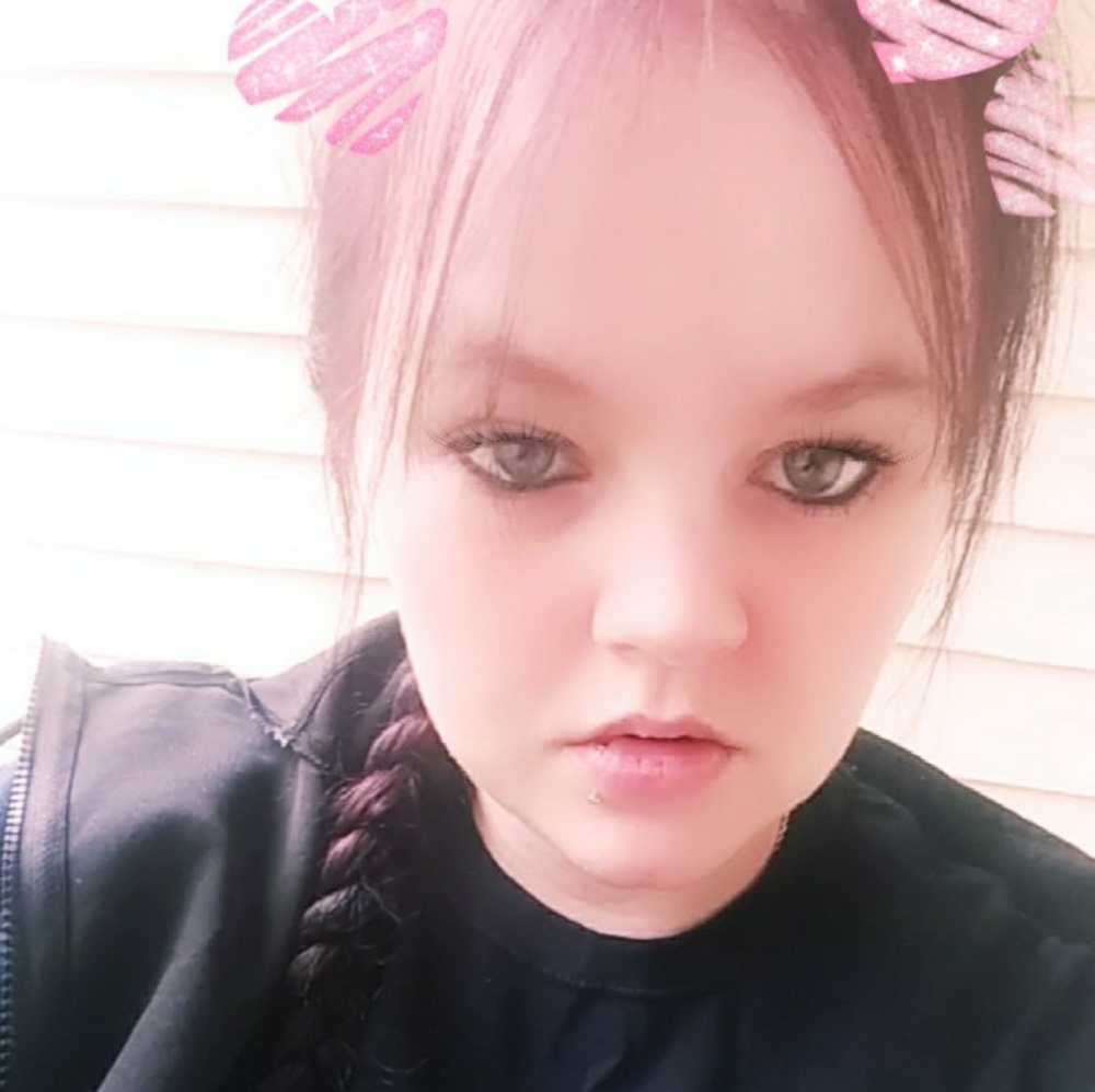 Meet your Posher, Brittney